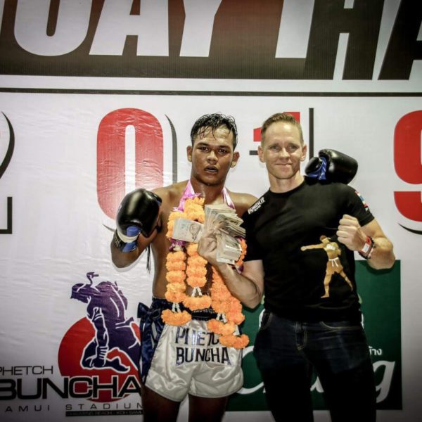 Muay Thai Profikämpfer als Ausländer in Thailand